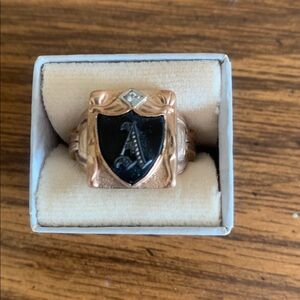 Gold and Black Shield signet A vintage 10kt Ring 215